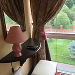 Chalet Zolota Pidkova & River Slavsko