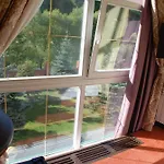 Chalet Zolota Pidkova & River