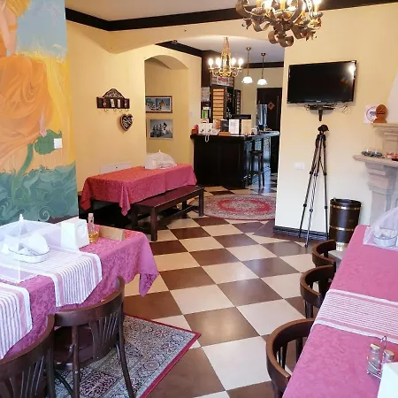 木屋 Zolota Pidkova & River 斯拉夫西克