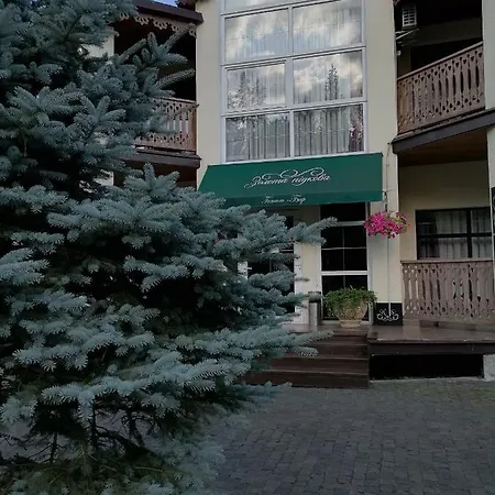 Zolota Pidkova & River 斯拉夫西克