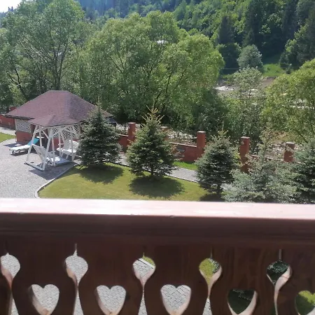 Zolota Pidkova & River *