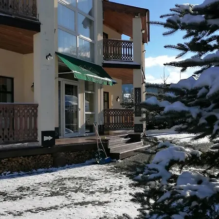 Zolota Pidkova & River Slavske