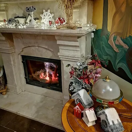 Zolota Pidkova Chalet Slavske