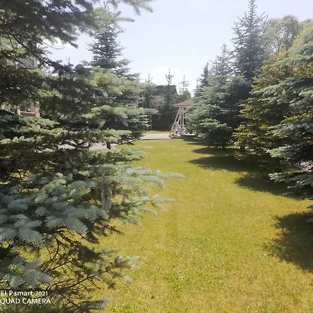 Chalet Zolota Pidkova & River