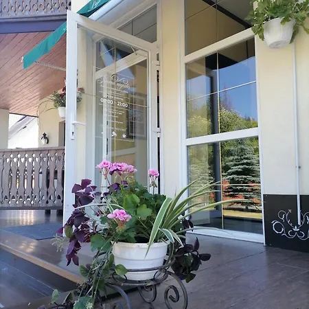 Zolota Pidkova & River *