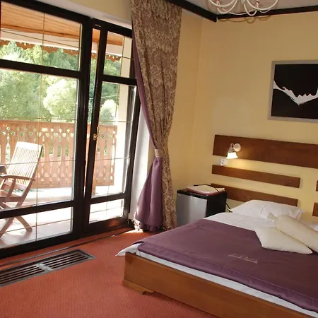 Zolota Pidkova & River * 斯拉夫西克